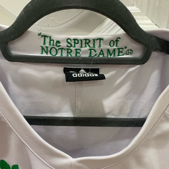 Notre Dame White Green XXL Jersey #5 PreOwned  some peeled off letters on back - Picture 2 of 10